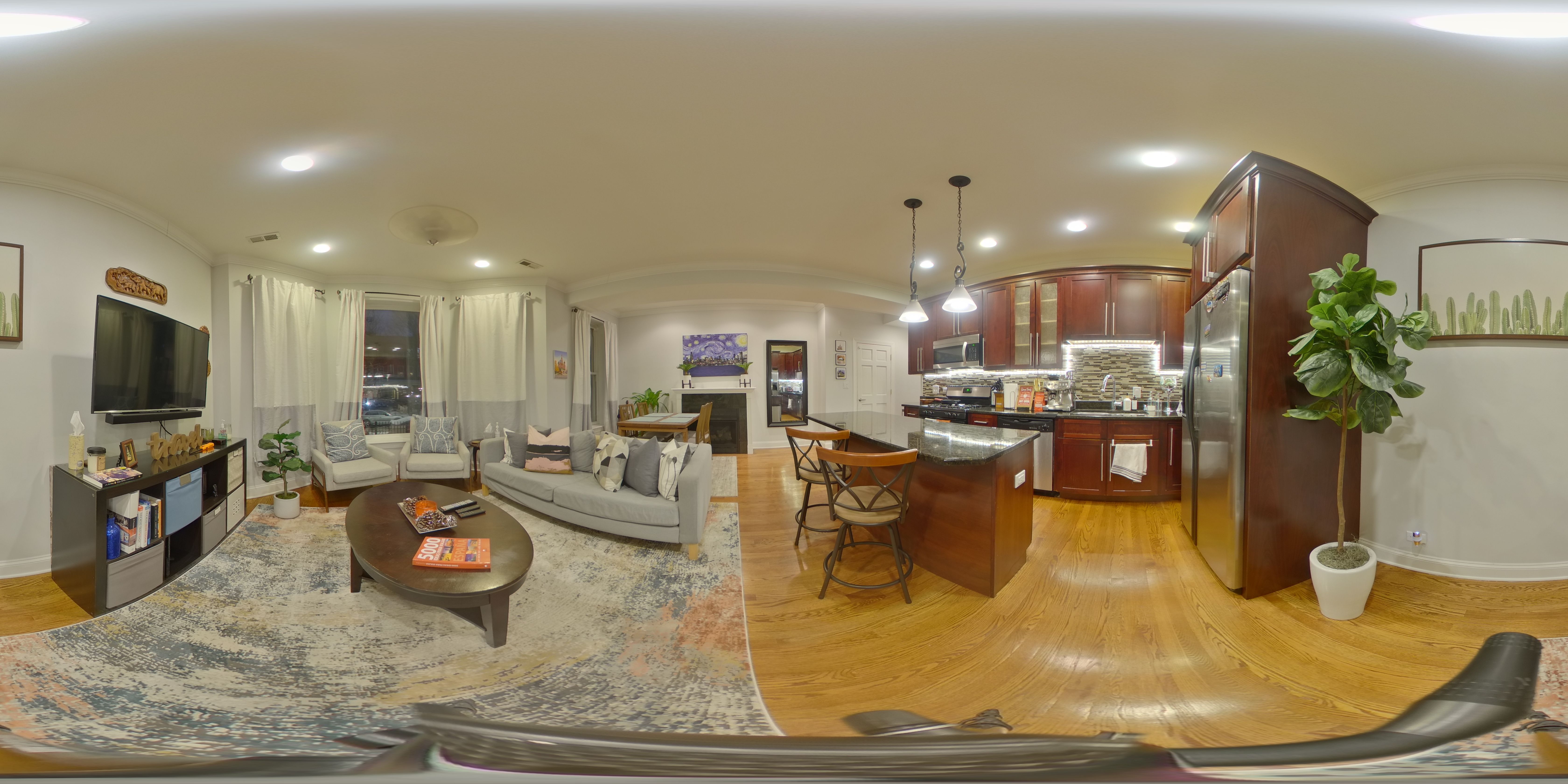 4717 N Kenmore Avenue