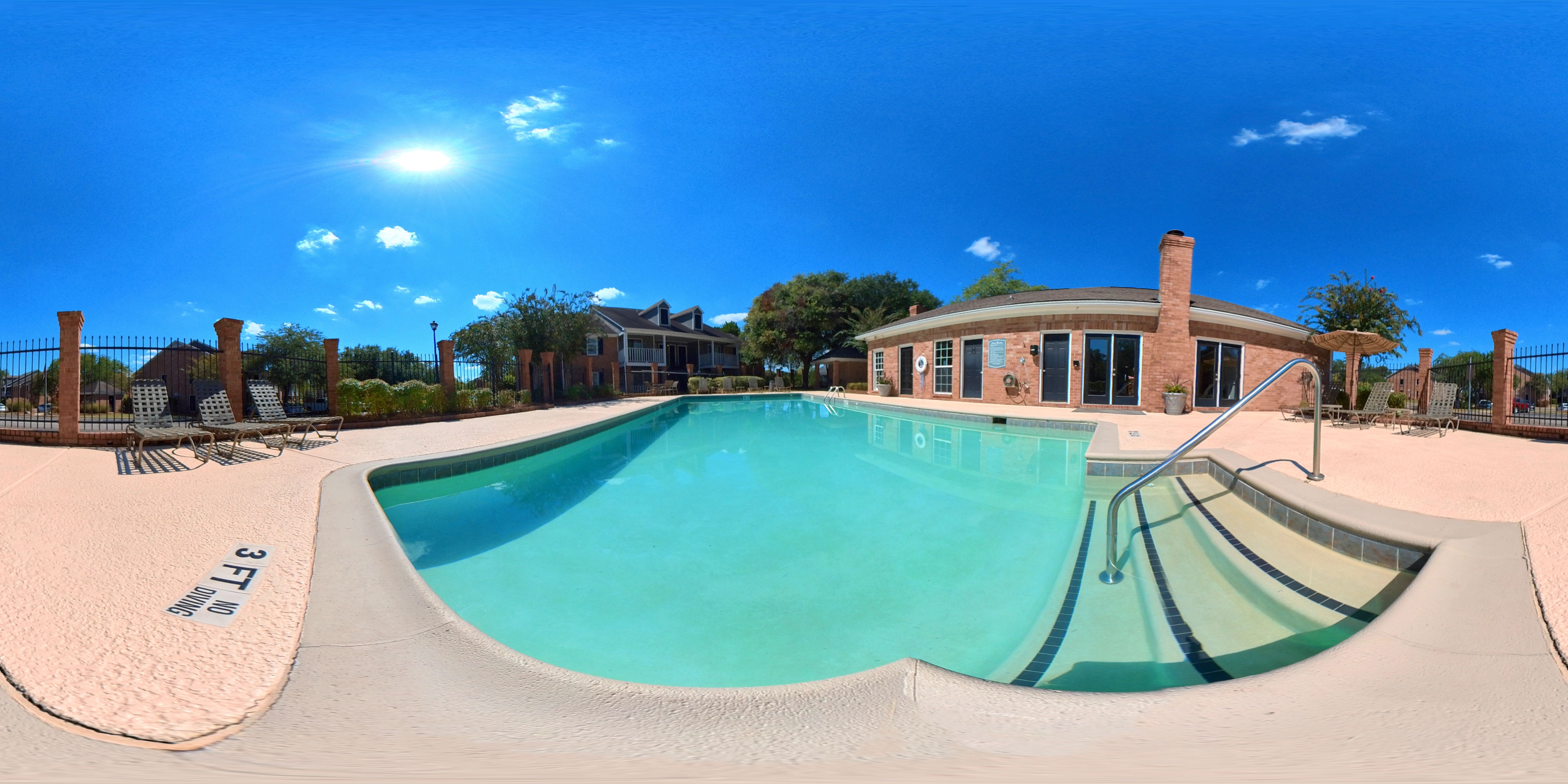 Apt Tapestry on Vaughn Montgomery AL