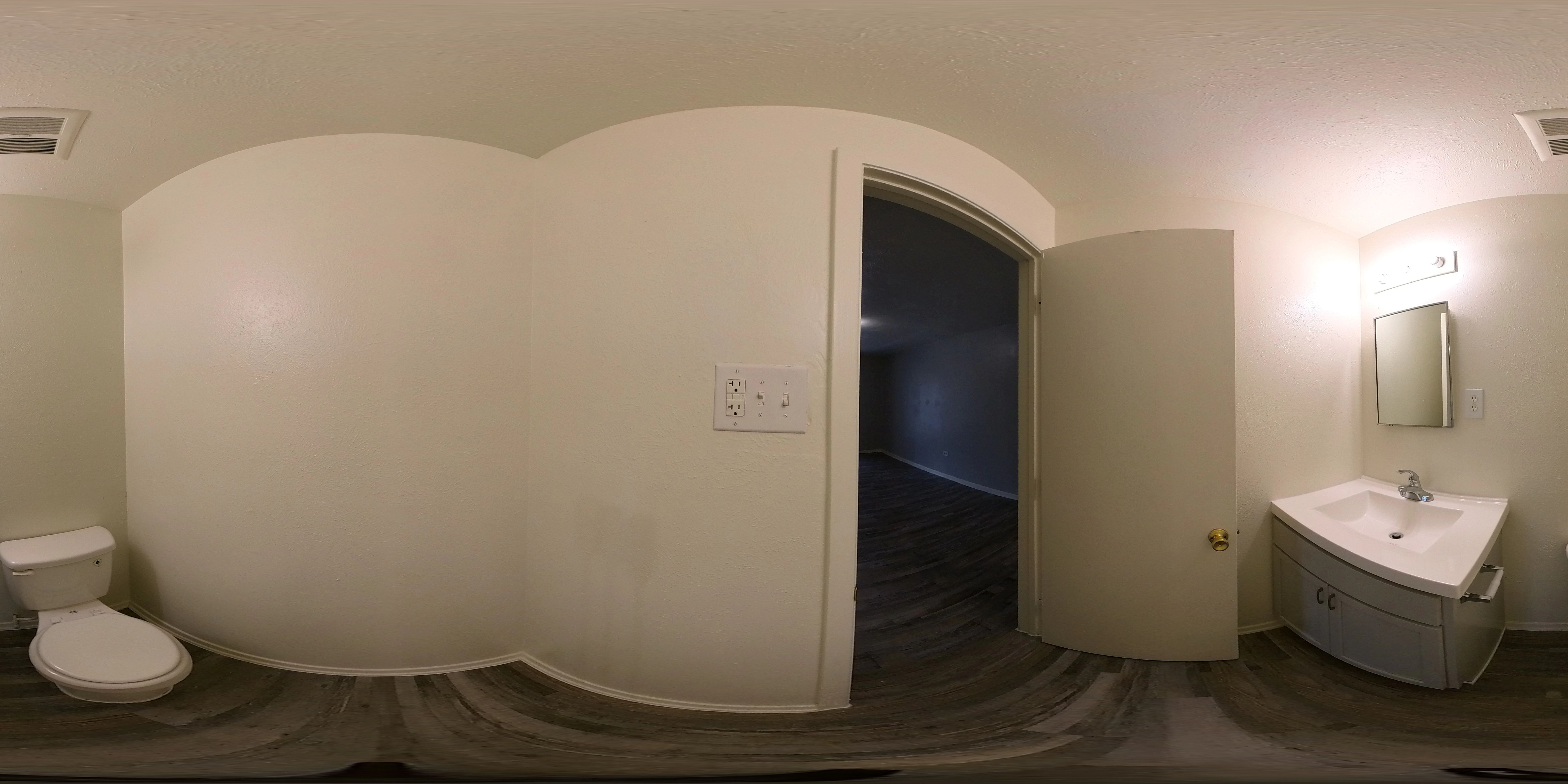 2 Bedroom Apartment La Hacienda